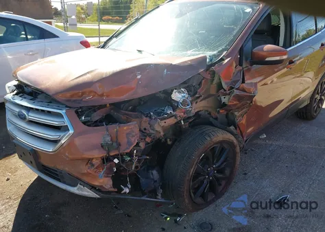 2017 Ford Escape Titanium из США, поврежденный, VIN 1FMCU9JD2HUB13472